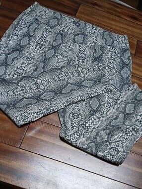 DOTS Vintage Y2K Snakeskin Ponte Pants Gray Python Print